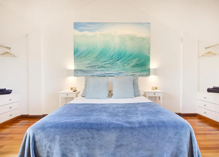 Palm House קורלחו